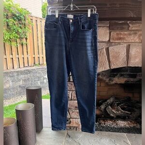 Soho High Ride Skinny Women's Blue Jeans